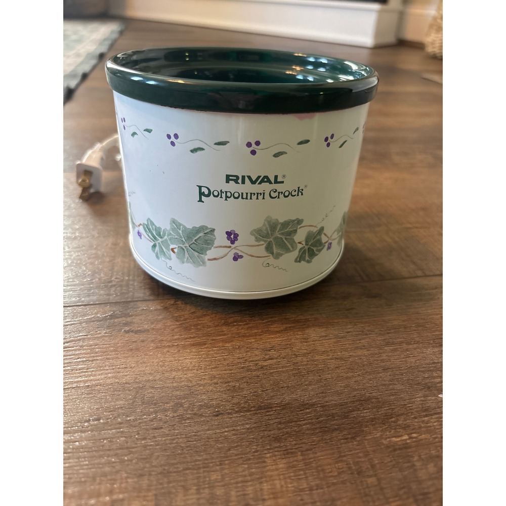 Rival Potpourri Crock Model 3206 Electric Fragrance Simmer Pot Ivy Berry White
